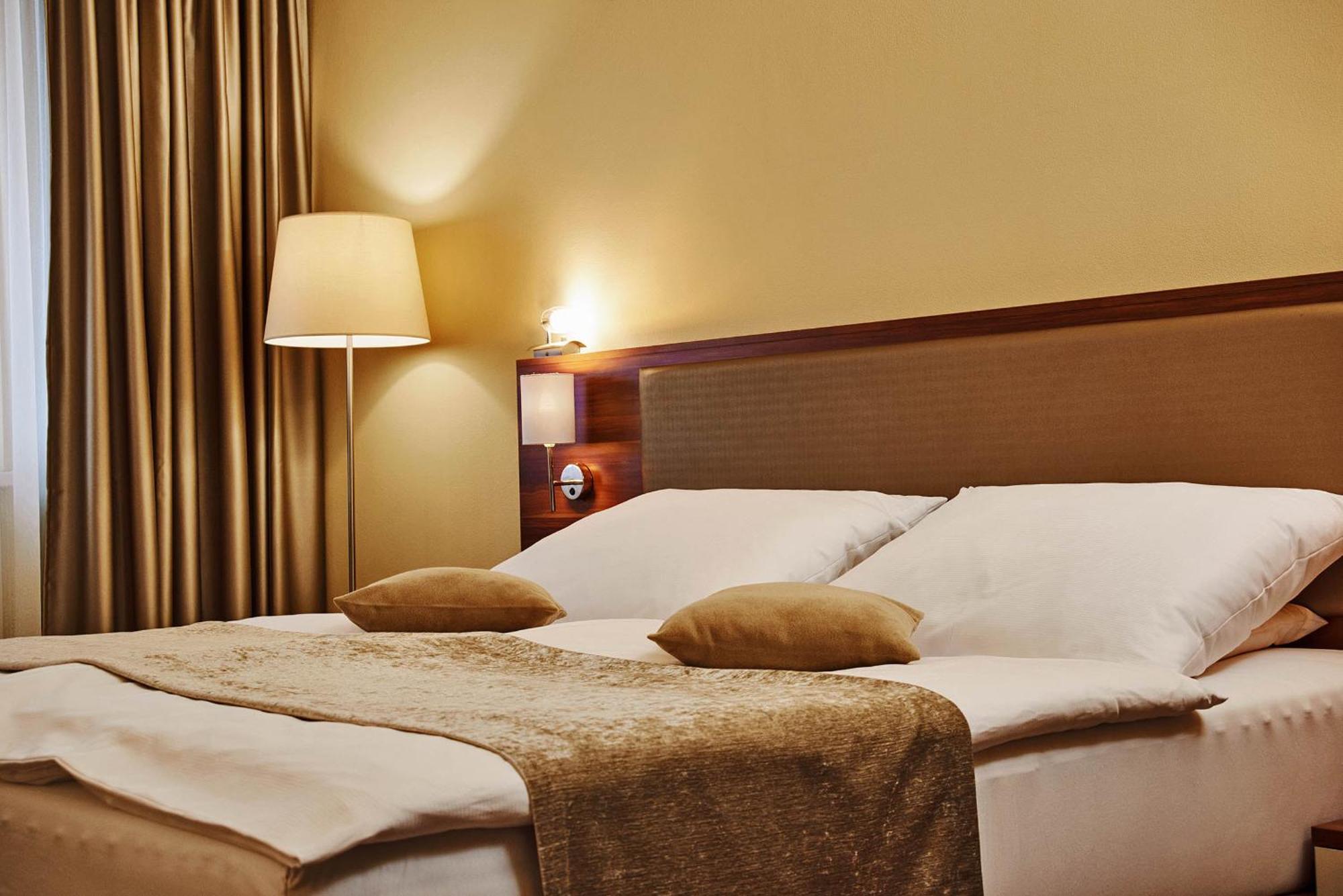 Privilege - Empire Hotels Group Košice Zimmer foto