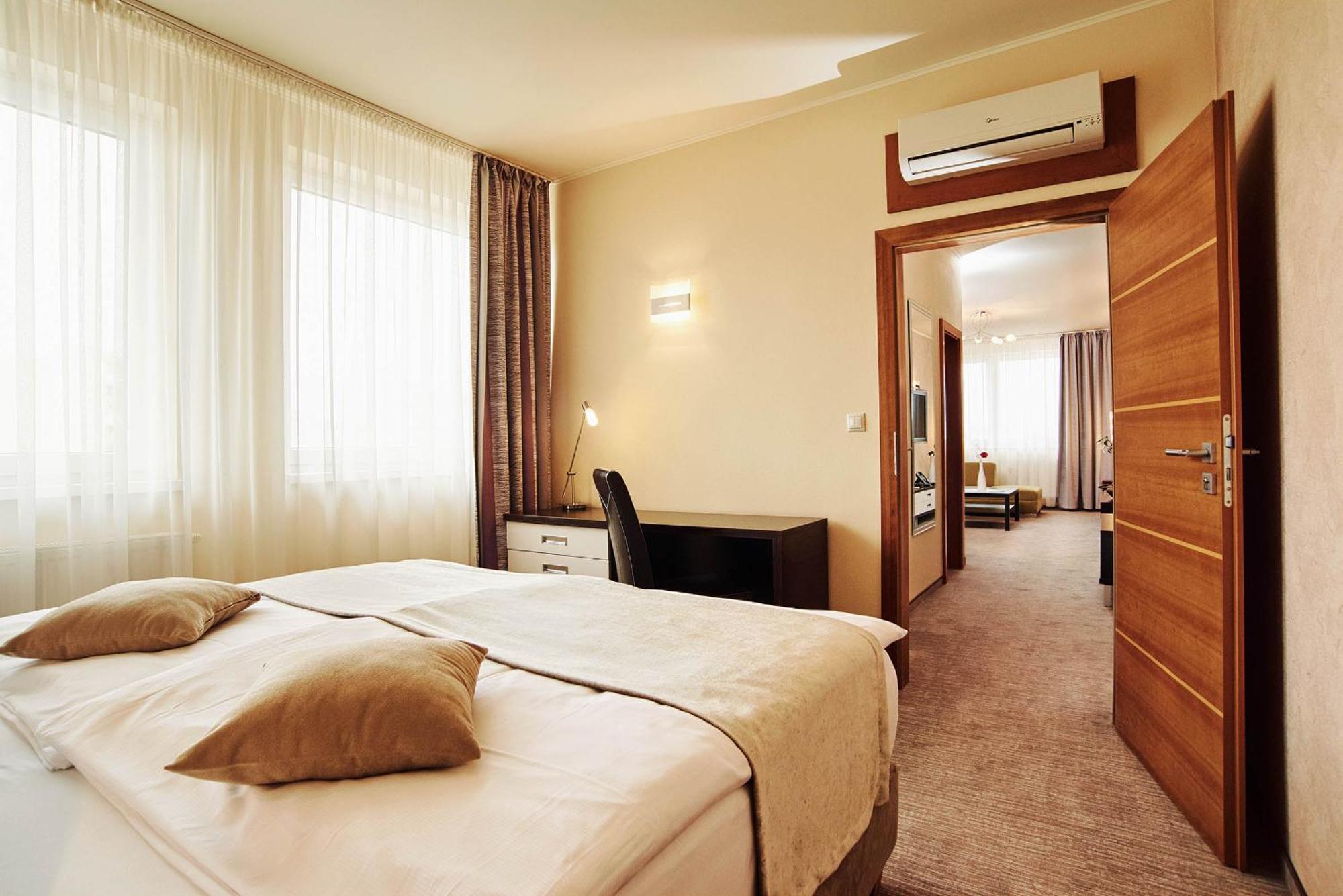 Privilege - Empire Hotels Group Košice Exterior foto
